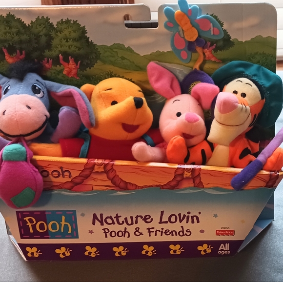 Fischer Price Other - Nature Lovin' Pooh and Friends